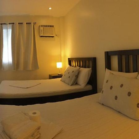 Victoria'S Bed & Breakfast Puerto Galera Eksteriør bilde