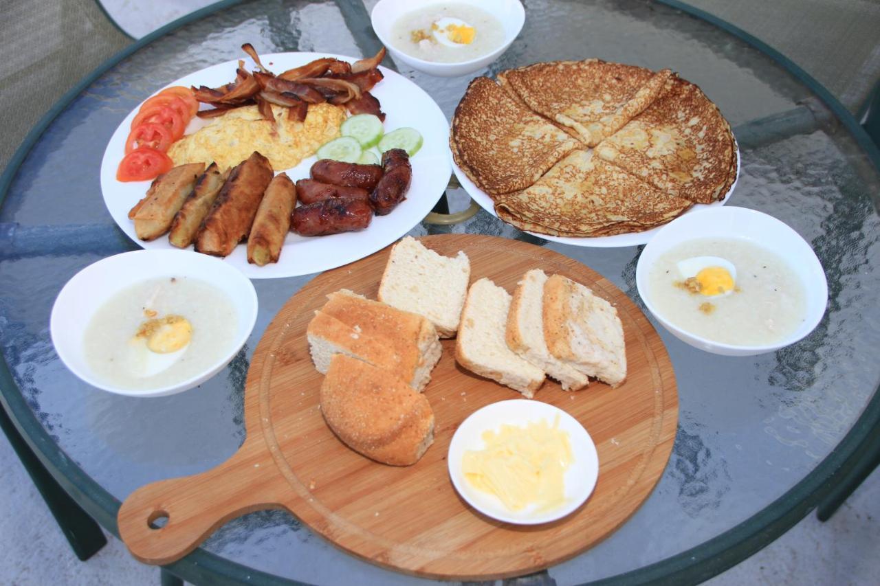 Victoria'S Bed & Breakfast Puerto Galera Eksteriør bilde