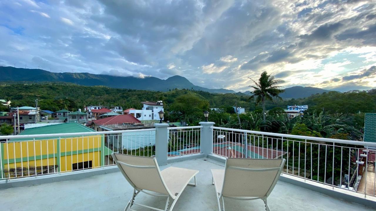 Victoria'S Bed & Breakfast Puerto Galera Eksteriør bilde